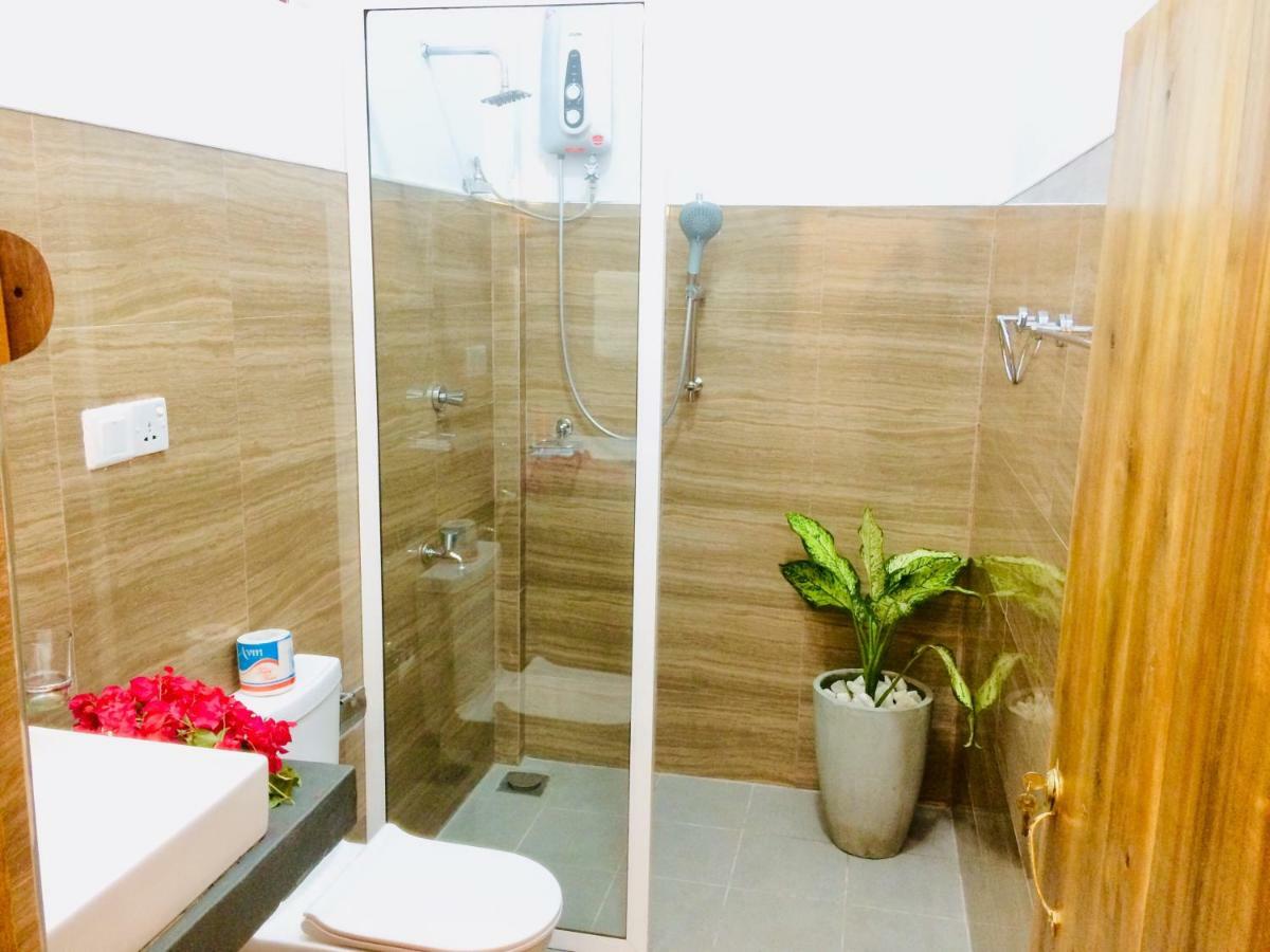 Tropicana Home Stay Arugam Bay Eksteriør billede
