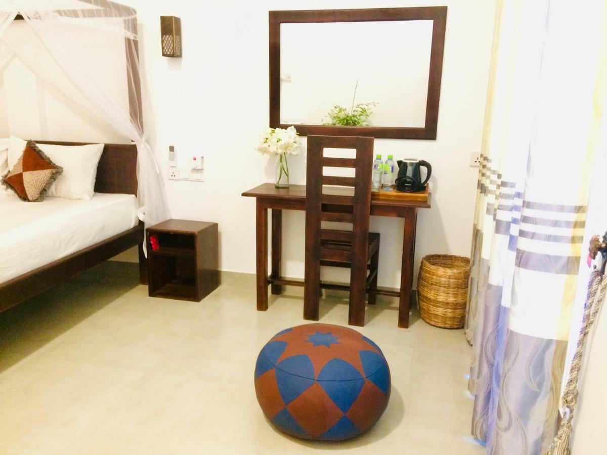 Tropicana Home Stay Arugam Bay Eksteriør billede