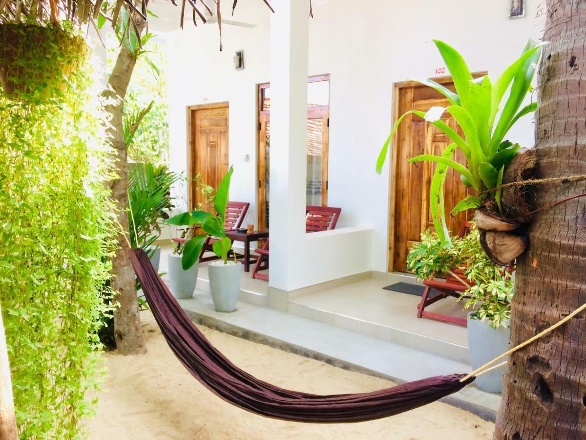 Tropicana Home Stay Arugam Bay Eksteriør billede