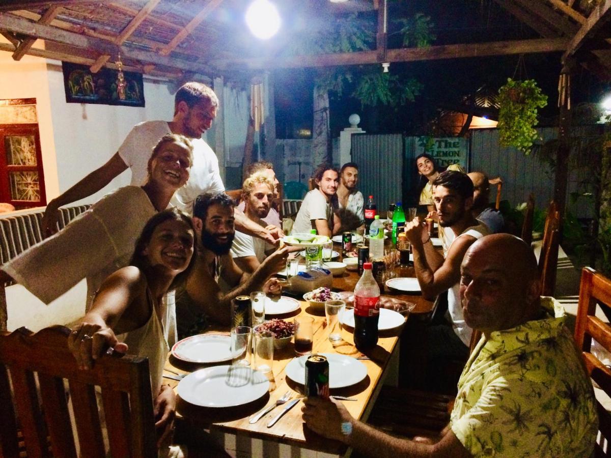 Tropicana Home Stay Arugam Bay Eksteriør billede